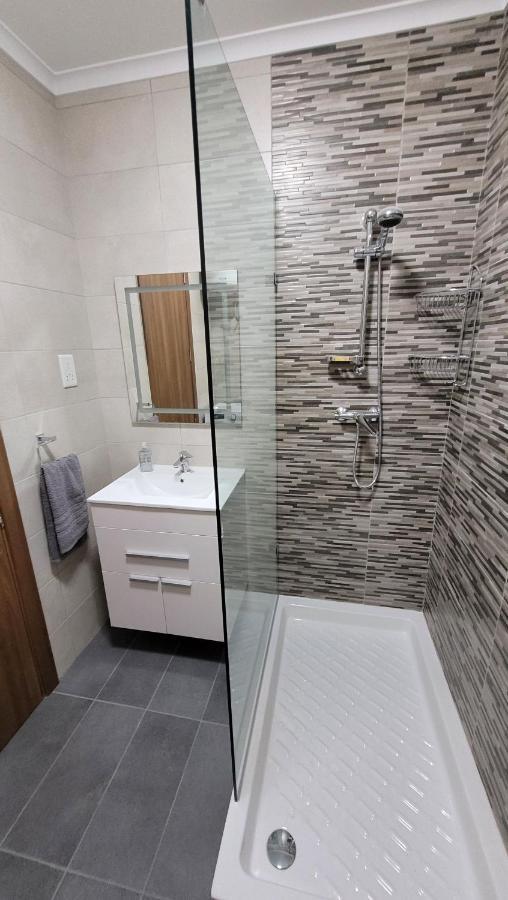 Lovely Apartment With Side Sea View St. Paul's Bay Bagian luar foto